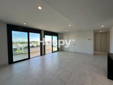 Flat with balcony for sale in Calle Pico Alcazaba