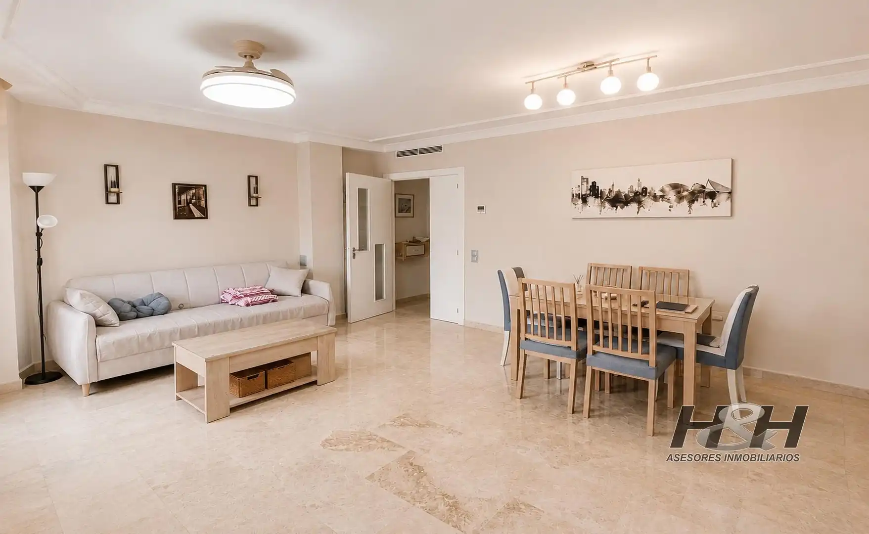 Comedor de Piso en venta en Burjassot con Aire acondicionado, Calefacción y Balcón