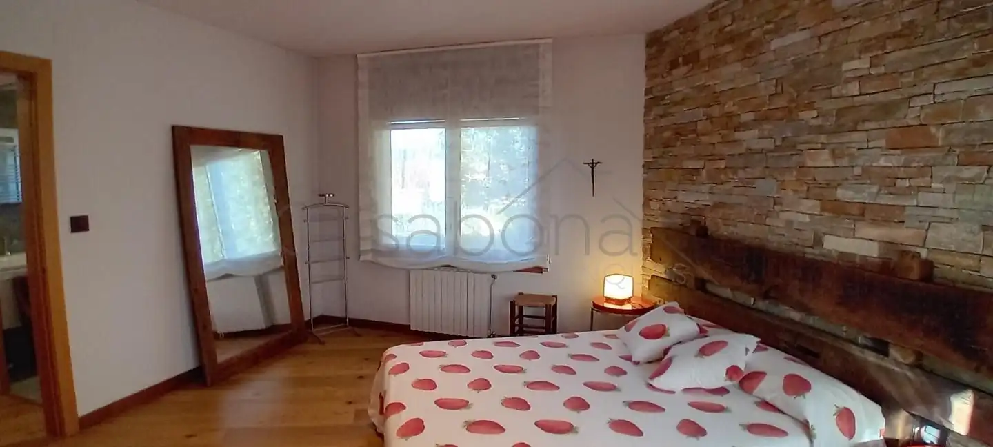 Habitación de Casa o chalet en venta en Sant Vicenç de Torelló con Calefacción, Jardín privado y Terraza