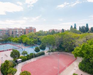 Exterior view of Flat for sale in  Madrid Capital  with Heating
