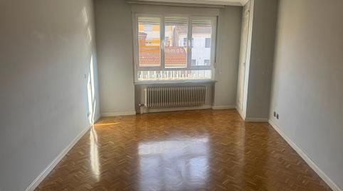 Photo 3 of Flat for sale in Doctor Torres Villarroel, Salesas, Salamanca