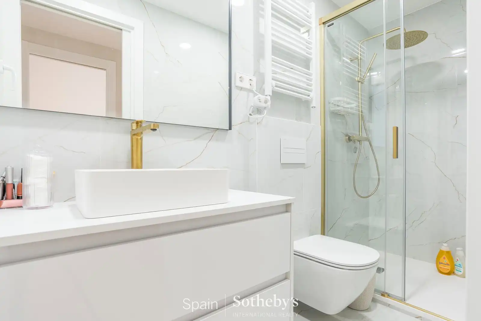 Bany de Apartament en venda en Madrid amb Aire condicionat, Calefacció i Traster