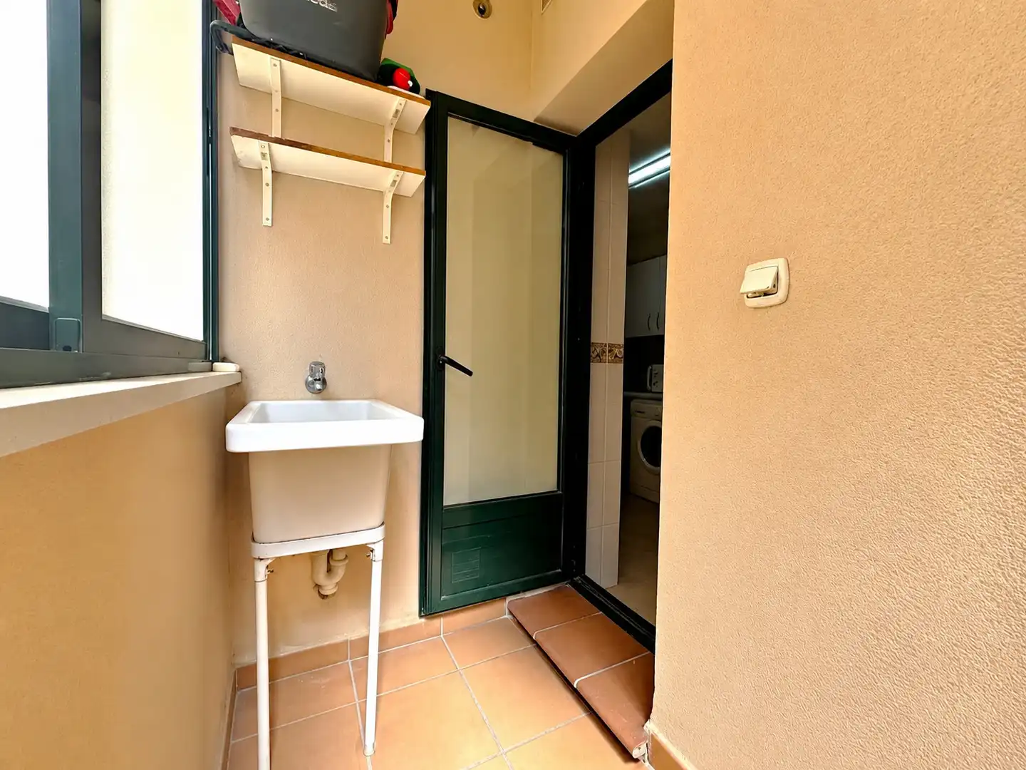 Flat with terrace for sale in Calle Almirante Carranza, imagen 11