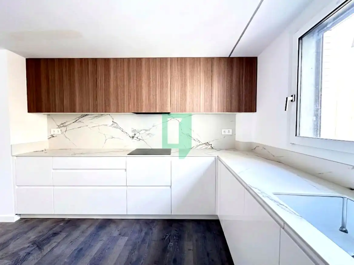 Dúplex con ascensor en venta en calle del Progrés, imagen 2