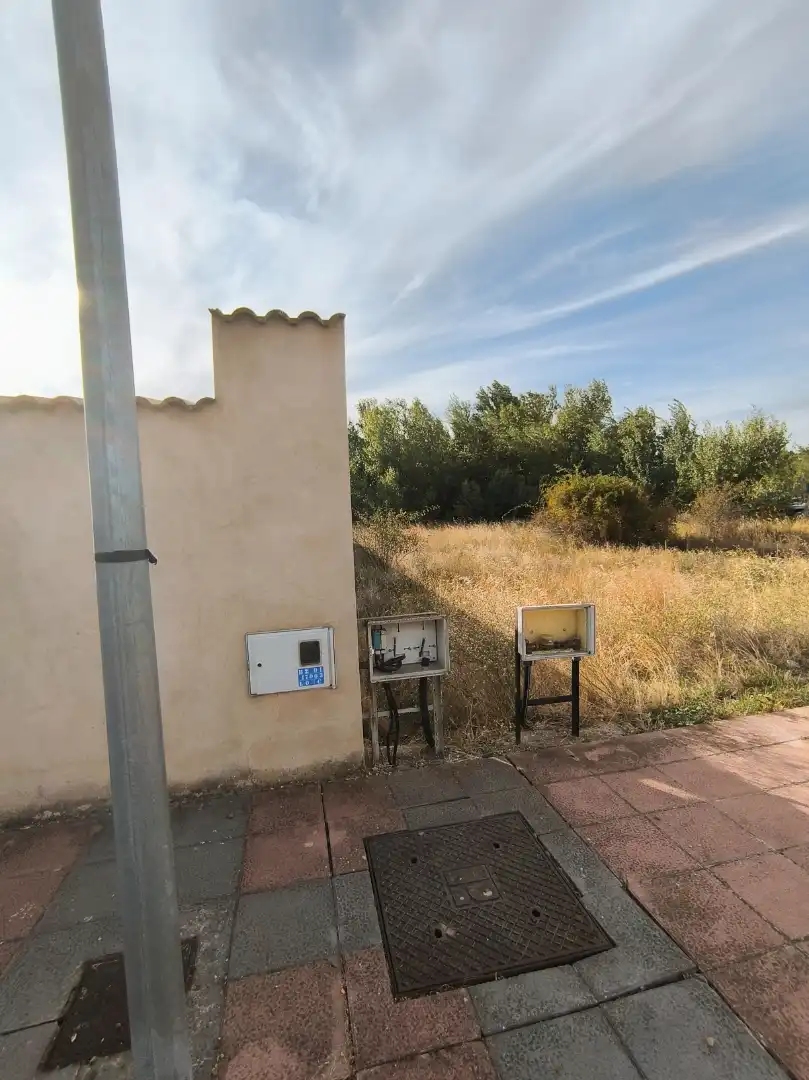 Außenansicht von Residential zum Verkauf in Husillos , Palencia
