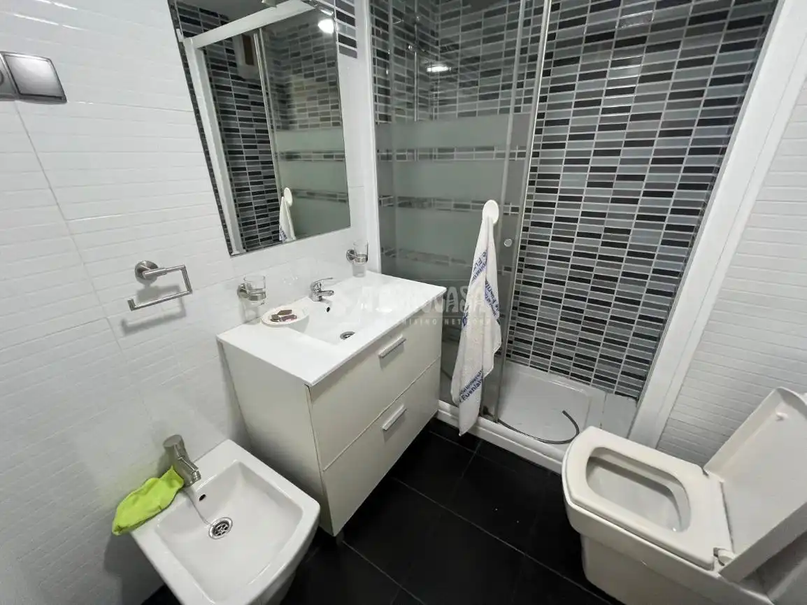 Bathroom of Flat for sale in Humanes de Madrid  with Heating and Terrace