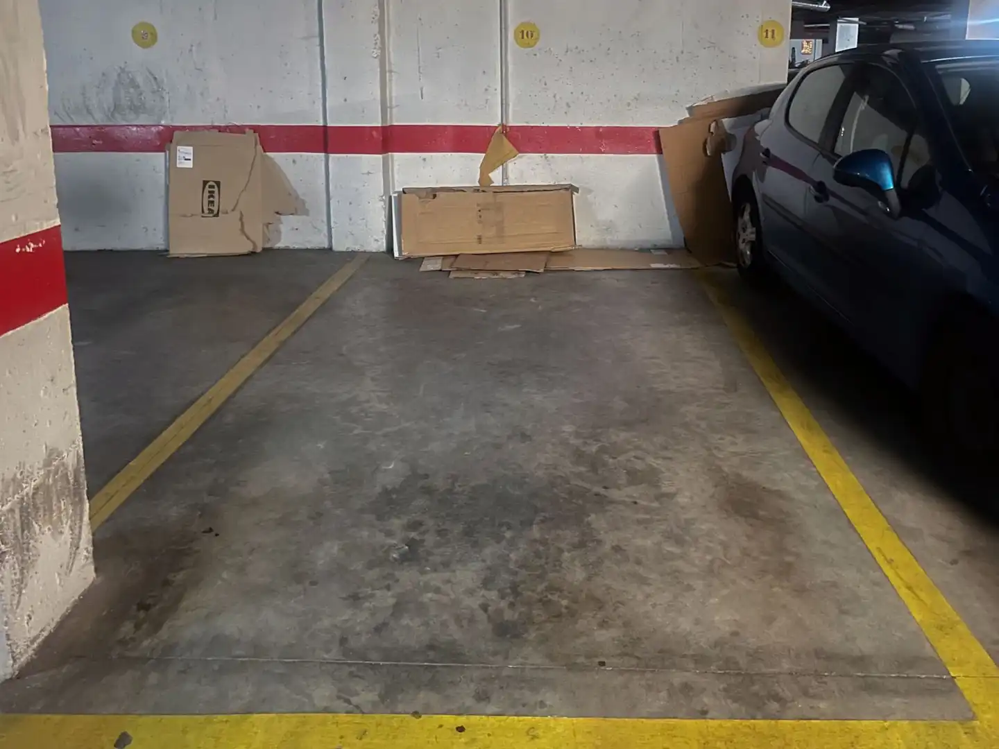 Parkplatz von Wohnung zur Miete in Sevilla mit Klimaanlage und Heizung