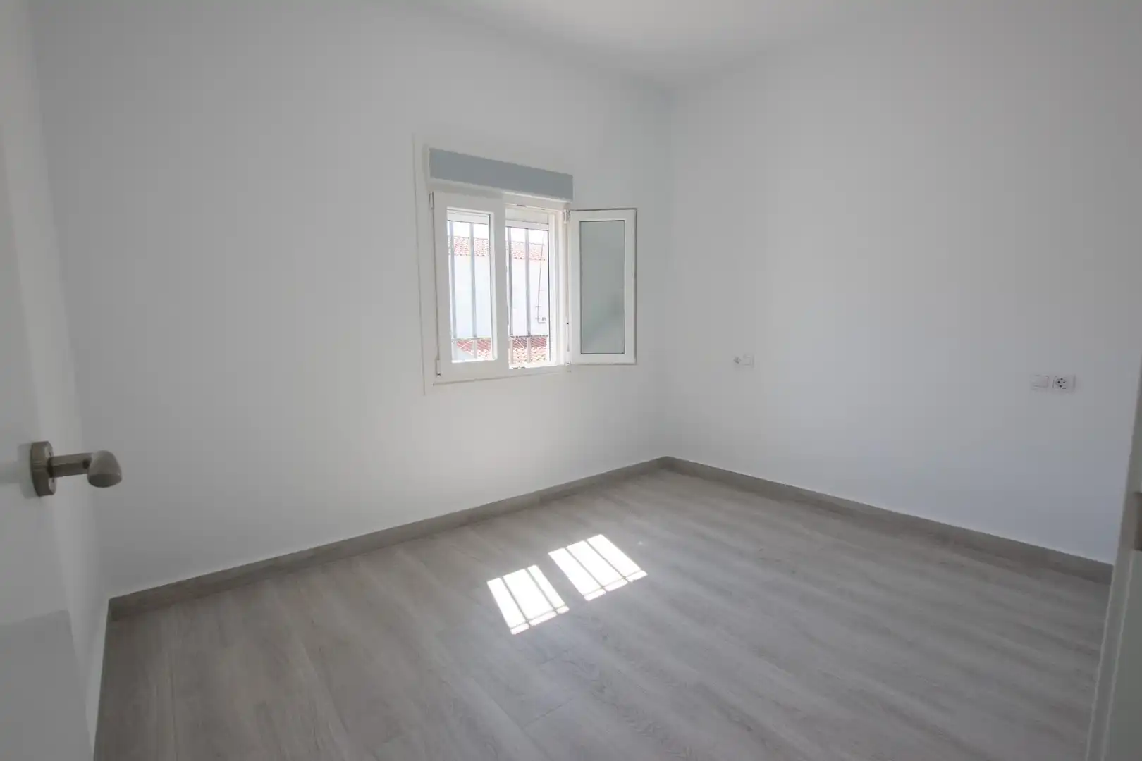 Schlafzimmer von Wohnung zum Verkauf in Puebla de la Calzada mit Balkon