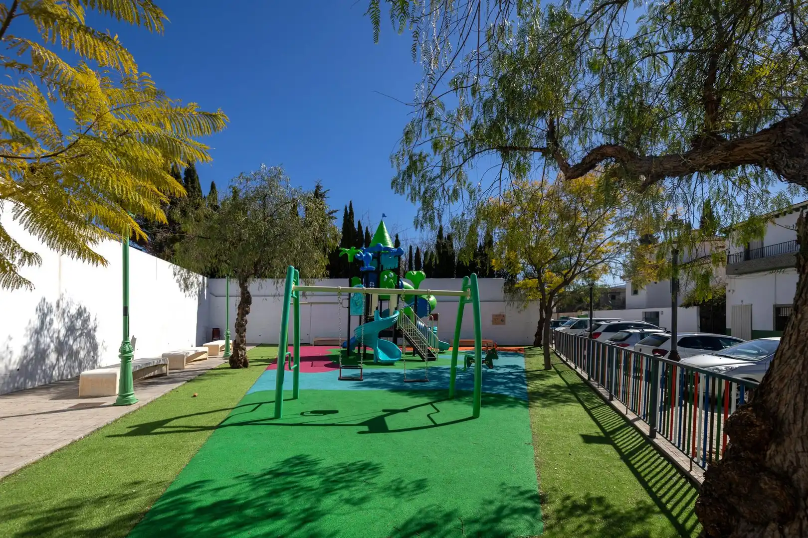 Parking de Casa adosada en venta en El Valle con Aire acondicionado, Calefacción y Terraza