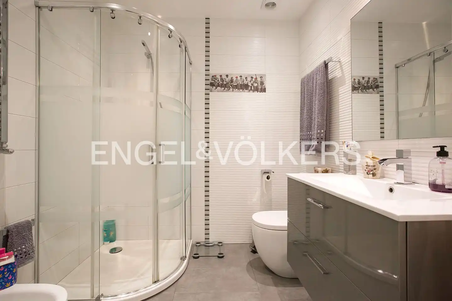 Badezimmer von Wohnung zum Verkauf in Bilbao  mit Heizung