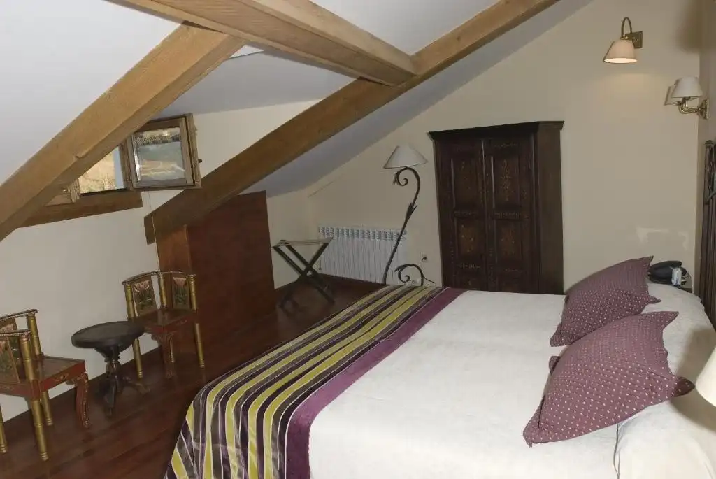Habitación de Edificio en venta en Santa María del Tiétar