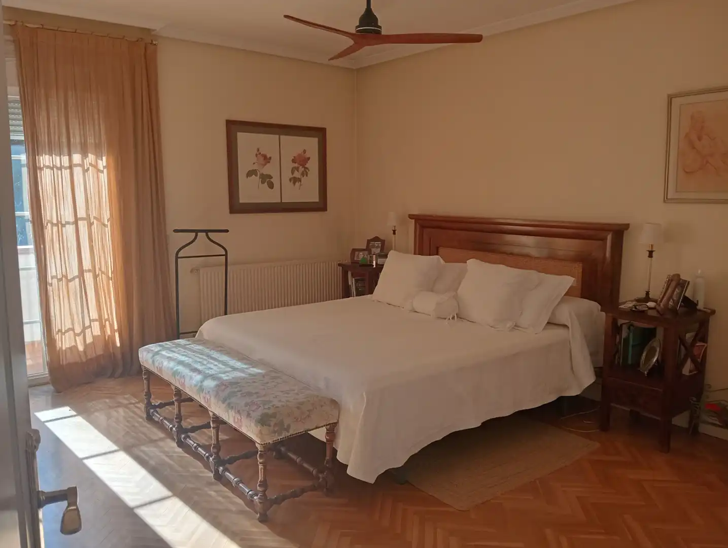 Dormitori de Casa adosada en venda en Torrelodones amb Calefacció, Jardí privat i Parquet