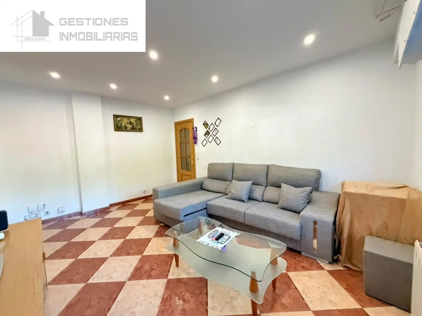 Living room of Flat for sale in Madrid  with Heating