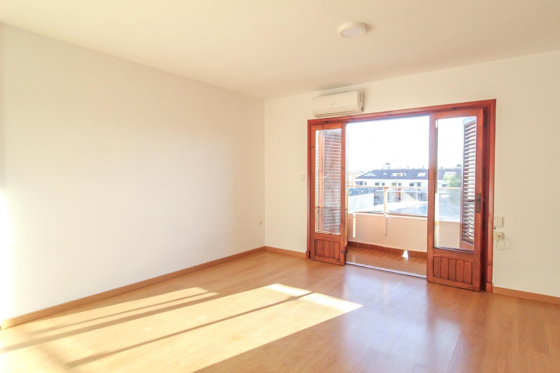 Bedroom of Flat for rent in L'Eliana  with Air Conditioner, Terrace and Balcony