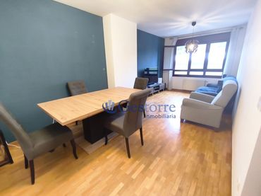 Piso con ascensor en venta en Oviedo - JOSE MARIA MARTINEZ CACHERO