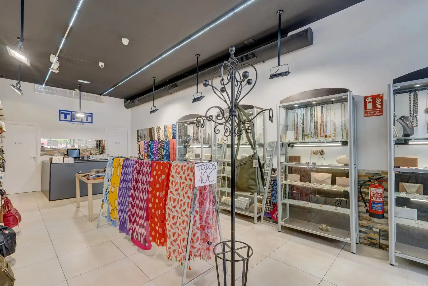Locale commerciale in vendita a Centro - Mendibil - Santiago, imagen 13