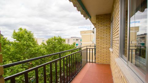 Foto 3 de Piso en venta en Calle Isaac Albéniz, Fuentebella -San Felix - El Leguario, Parla