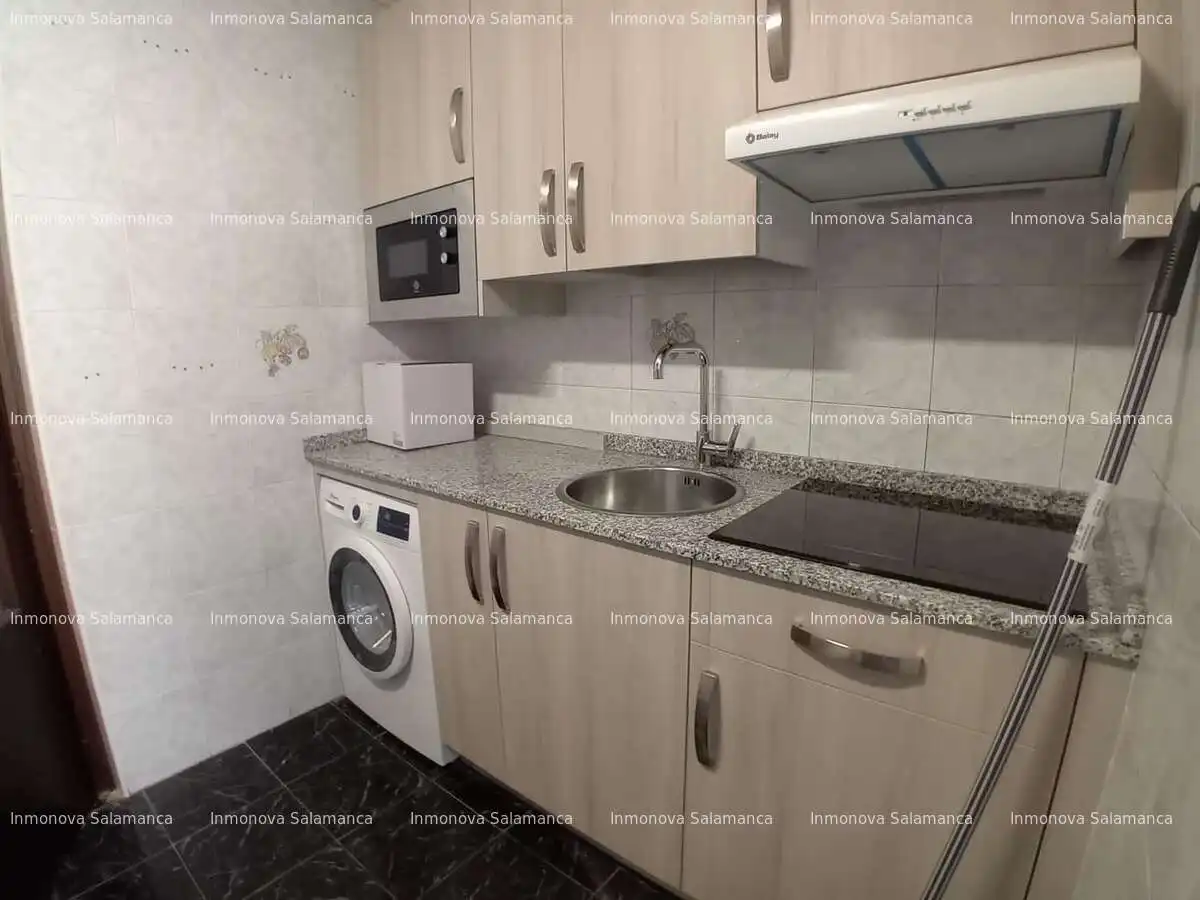 Kitchen of Flat for share in Salamanca  with Heating, Terrace and Furnished