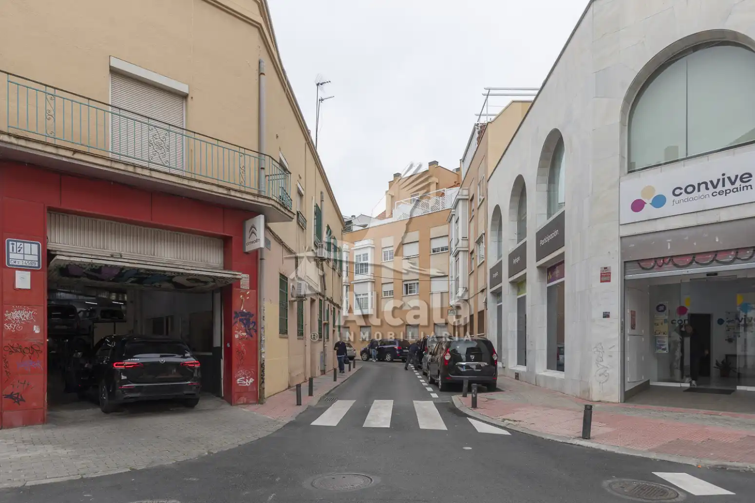 Vista exterior de Garatge en venda en Madrid