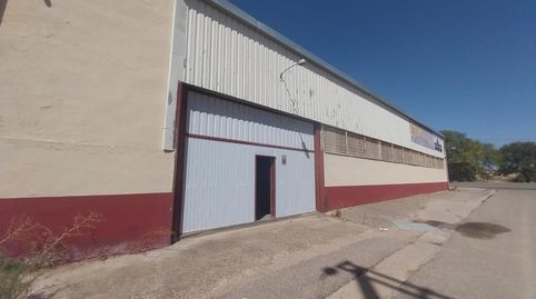 Foto 2 von Fabrikhallen zum Verkauf in Calle Camino del Prado , 2, Zaratán, Valladolid