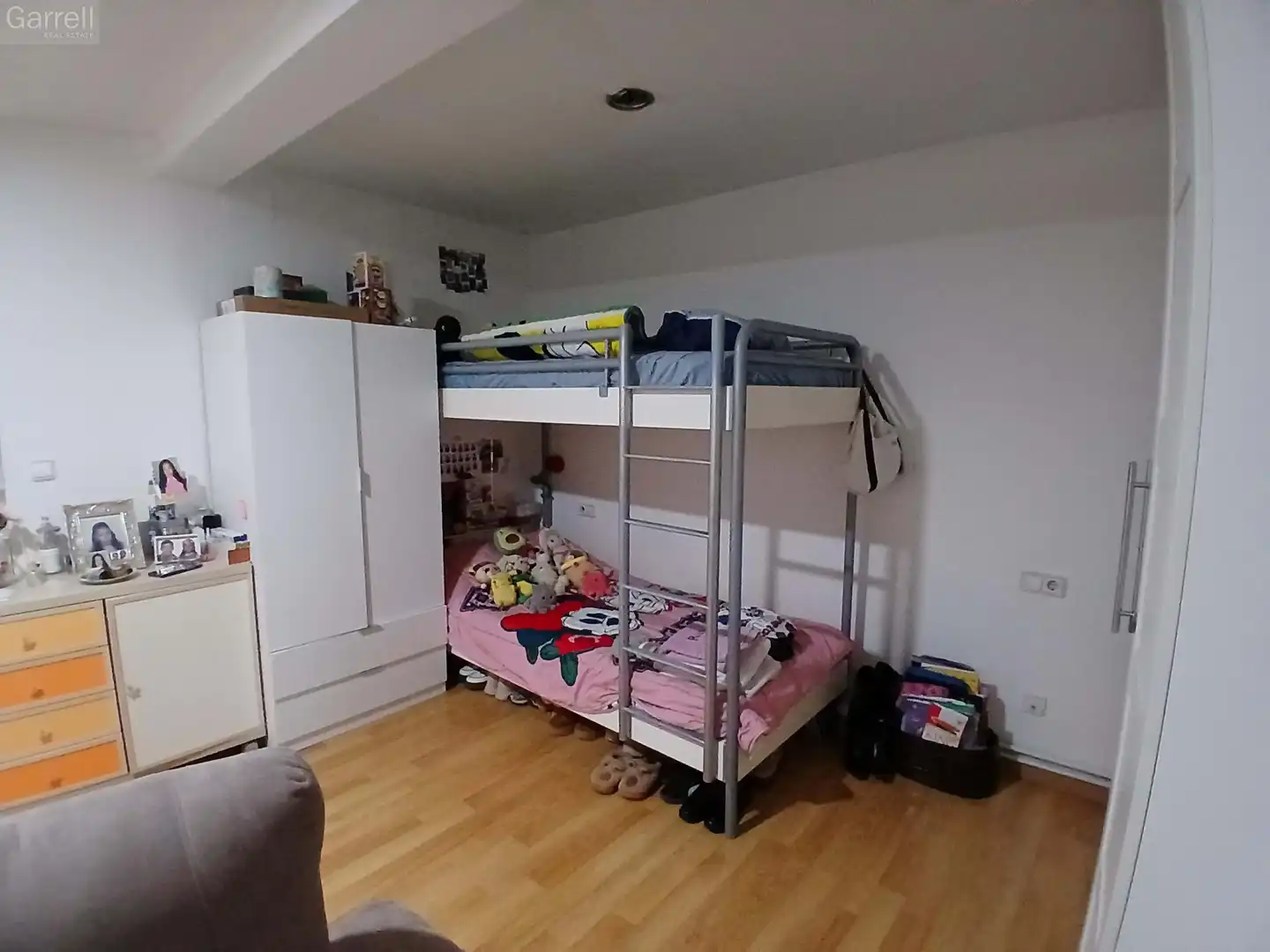 Schlafzimmer von Wohnung zum Verkauf in Terrassa mit Terrasse und Balkon
