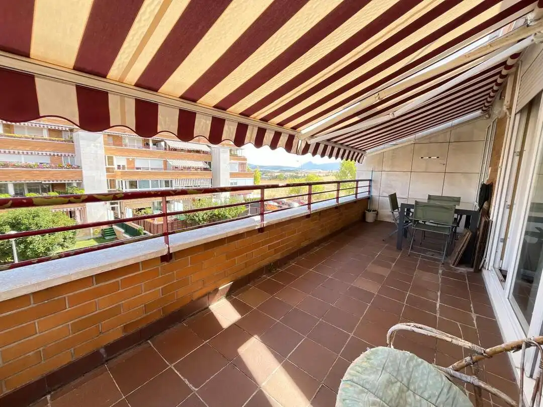 Appartamento con terrazza in vendita a Ronda Cendea de Cizur, imagen 20