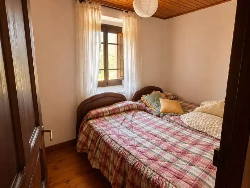 Dormitori de Casa o xalet en venda en Oseja de Sajambre