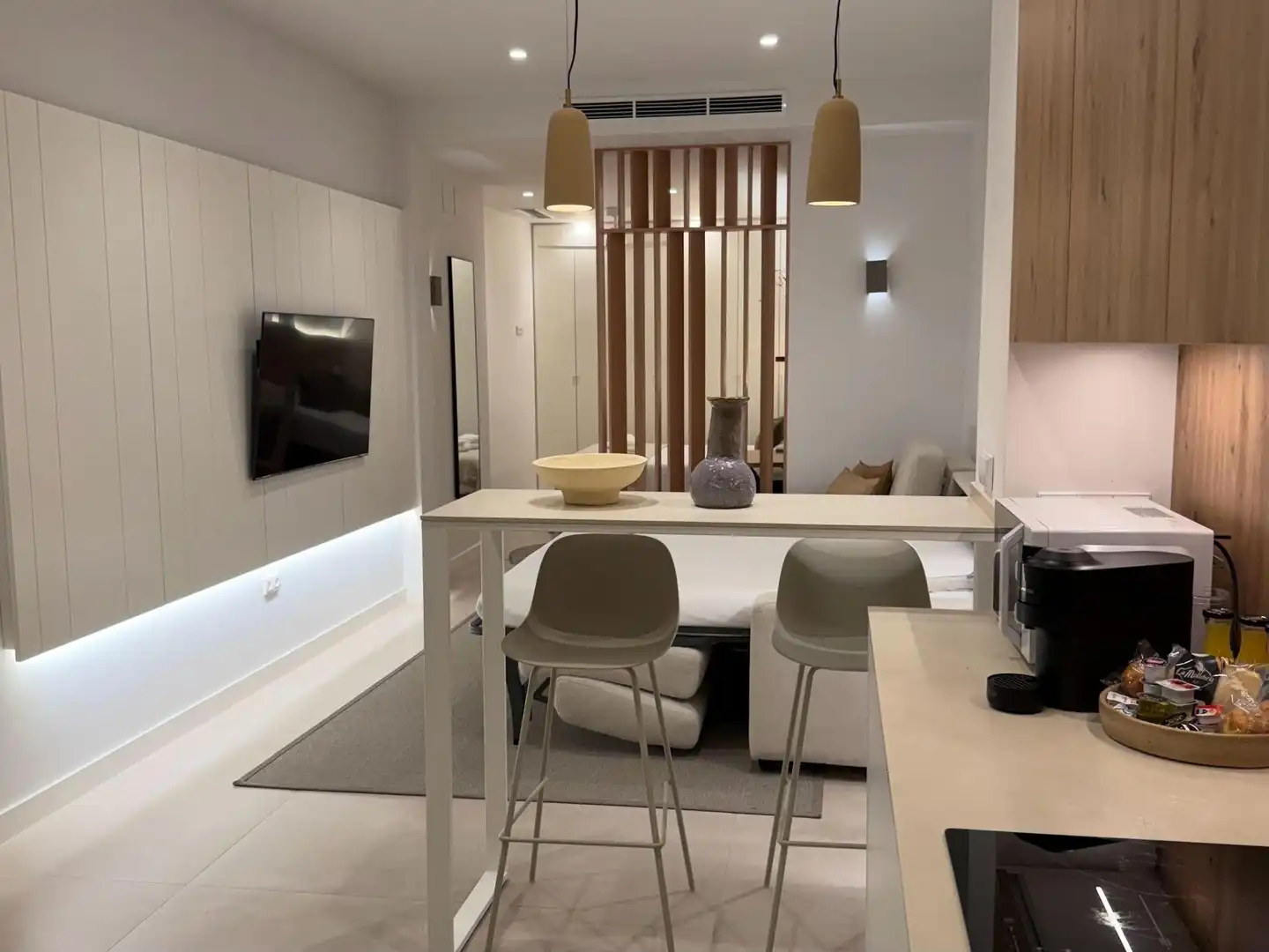 Sala d'estar de Loft en venda en Sevilla amb Aire condicionat, Calefacció i Moblat
