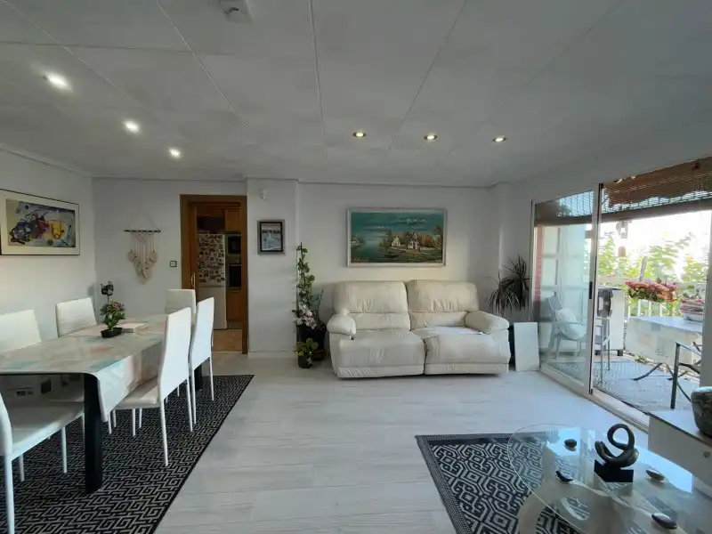 Sala de estar de Piso en venta en Valencia con Aire acondicionado y Balcón