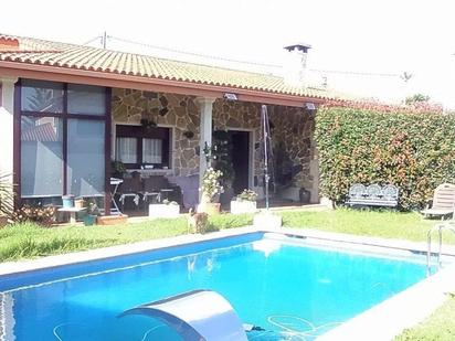 Piscina de Casa o xalet en venda en Tomiño amb Terrassa i Piscina