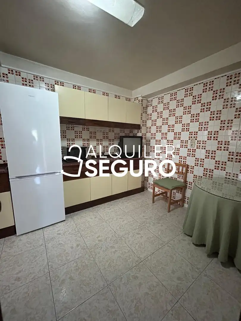 Küche von Wohnung zur Miete in Alcalá de Henares mit Heizung, Terrasse und Möbliert
