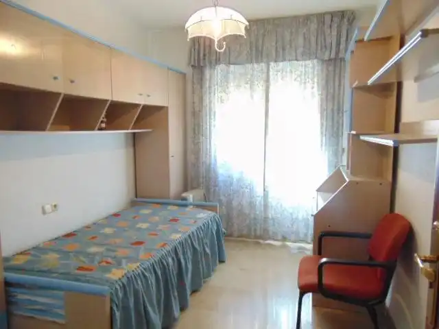 Bedroom of Flat for sale in Granada  with Terrace and Furnished