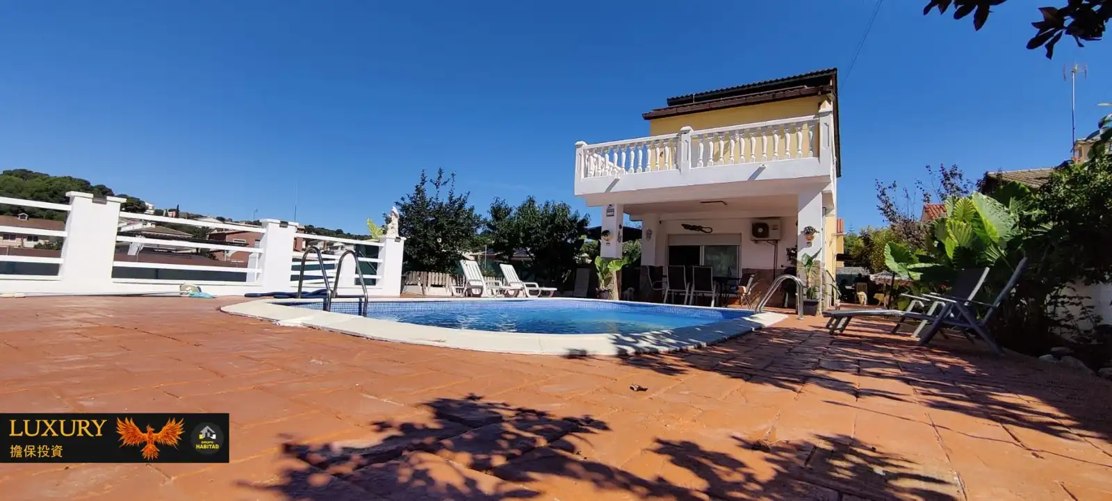 Piscina de Casa o chalet en venta en Cunit con Aire acondicionado, Calefacción y Jardín privado