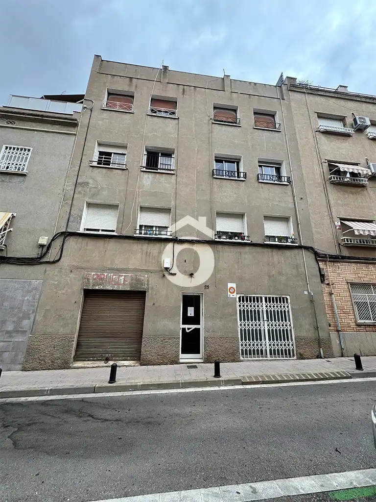 Vista exterior de Piso en venta en Sant Joan Despí
