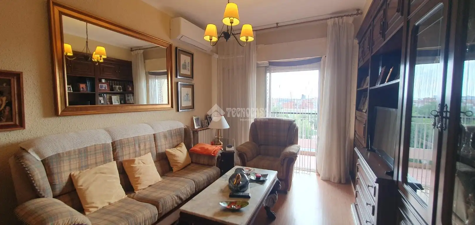 Flat with lift for sale in Carabanchel