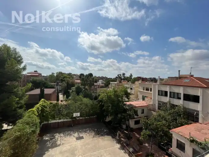 Vista exterior de Oficina de lloguer en Barcelona amb Calefacció i Terrassa