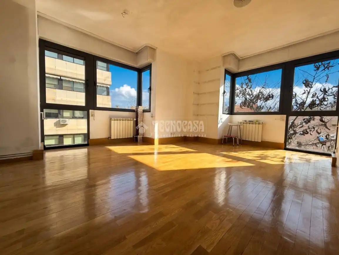 Sala de estar de Piso en venta en Madrid con Aire acondicionado, Calefacción y Parquet