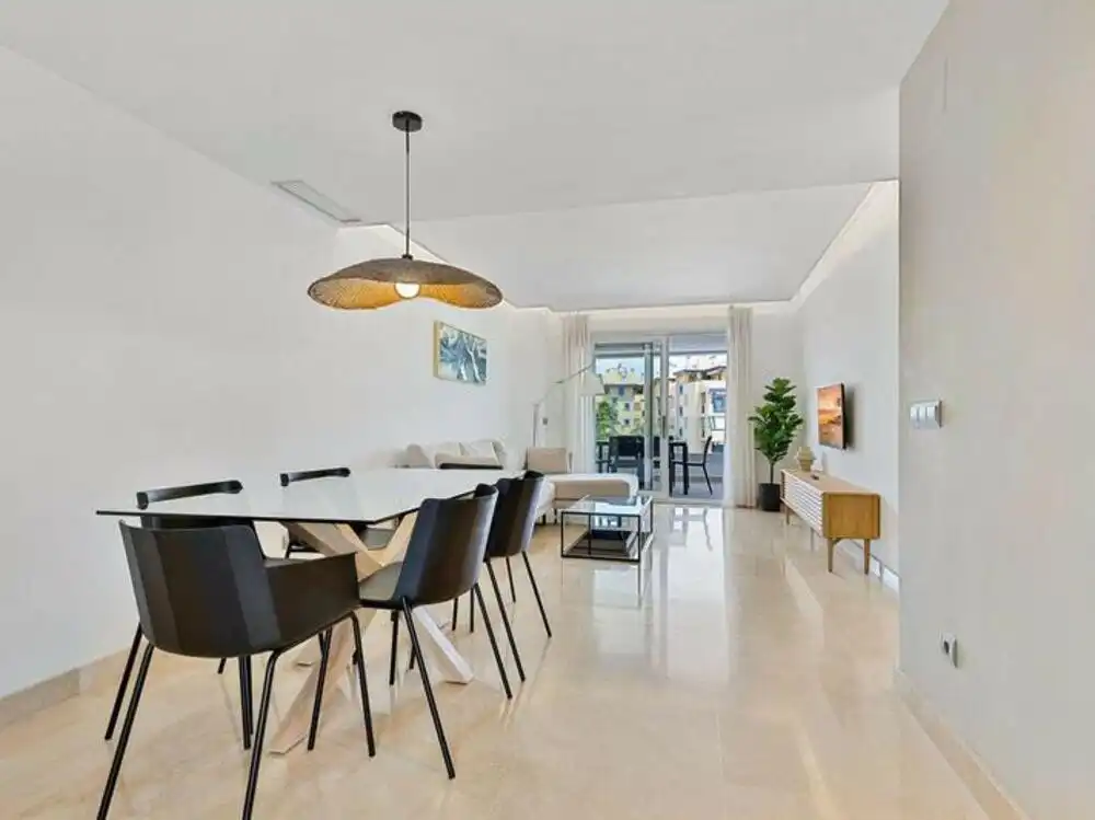 Penthouse with pool for sale in San Pedro de Alcántara, imagen 4