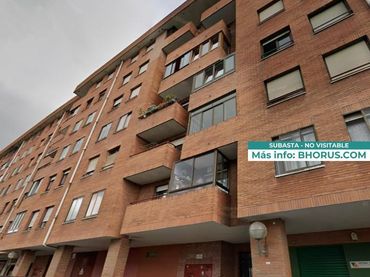 Piso con ascensor en venta en LEZEAGA 10