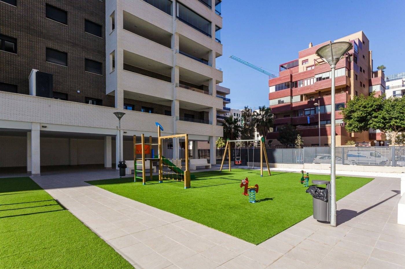 Exterior view of Flat for sale in  Almería Capital  with Air Conditioner, Private garden and Terrace