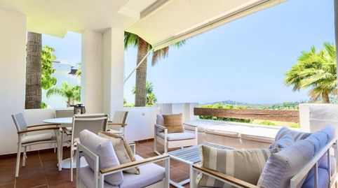 Foto 3 de Apartamento de alquiler en Los Arqueros - Puerto del Almendro, Benahavís