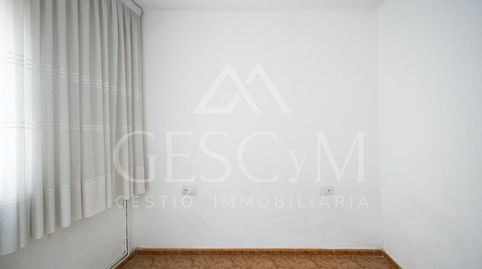 Foto 4 de Casa adosada en venta en Serra d'en Camaró, Sabadell