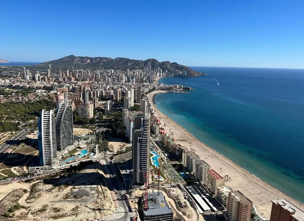 Exterior view of Flat for rent in Benidorm  with Furnished, TV and Balcony