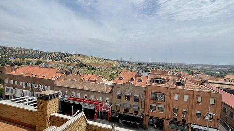 Foto 2 von Maisonette zum Verkauf in Calle Recodo del Pinar, Avenida Europa - San Antón, Toledo Capital