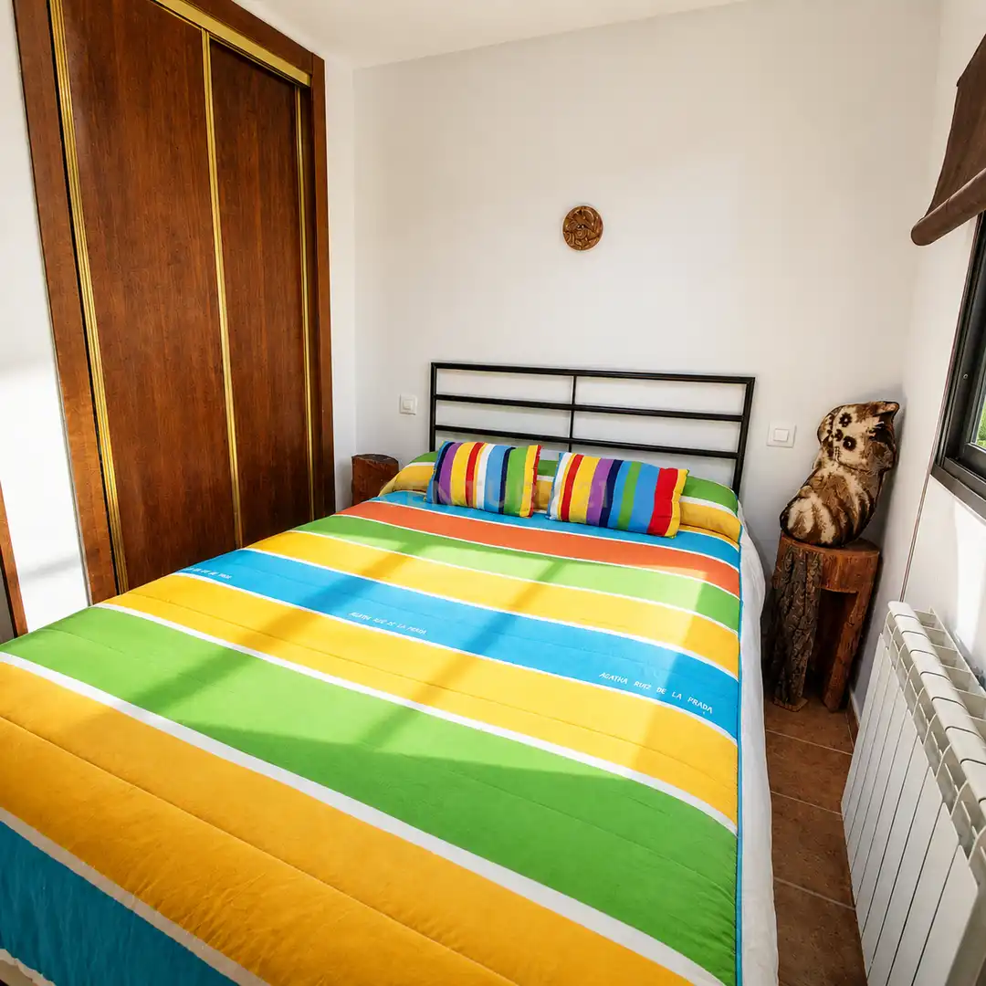 Dormitori de Casa o xalet en venda en Erustes amb Aire condicionat
