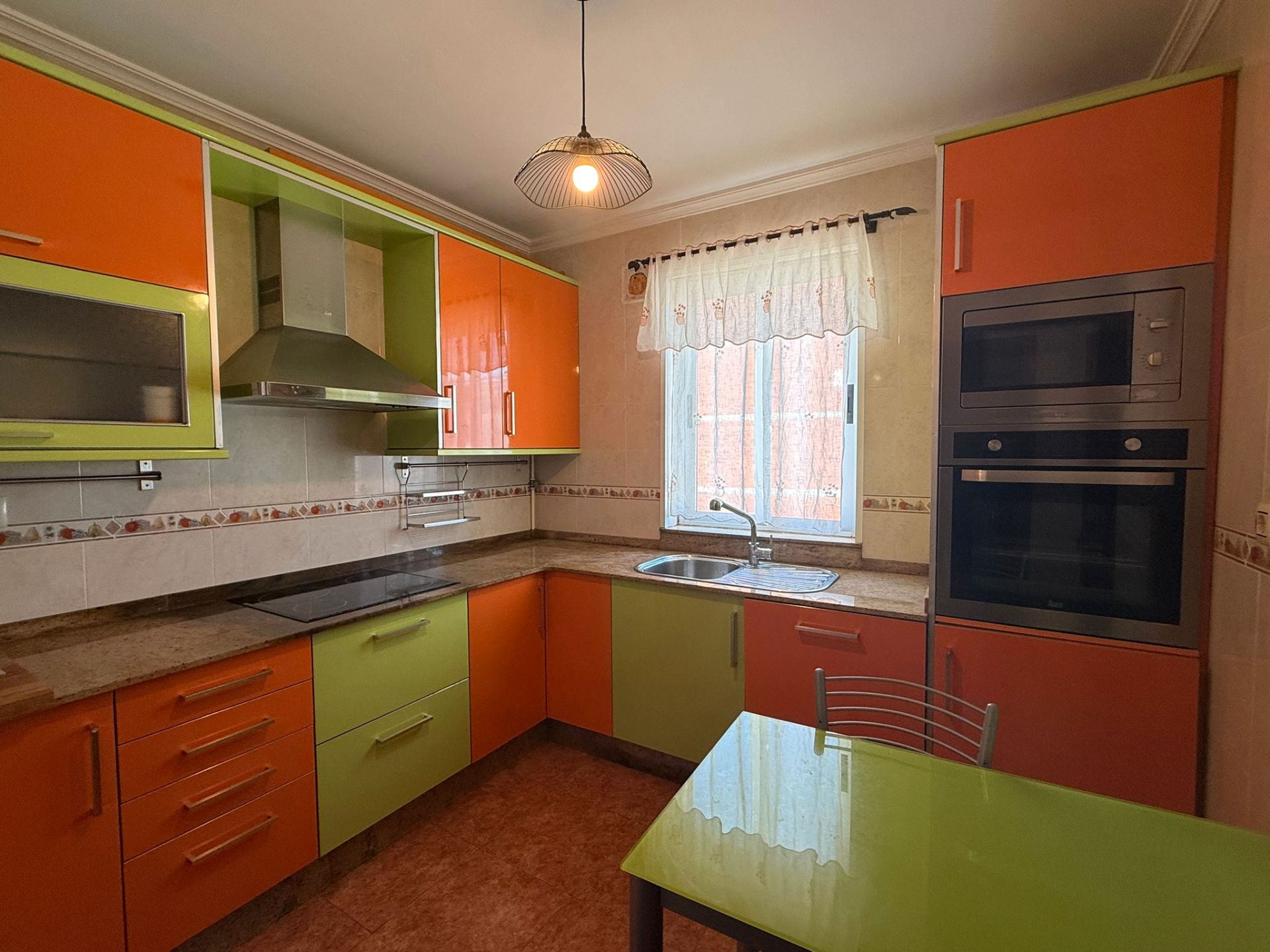 Kitchen of Flat to rent in Narón  with Heating, Furnished and Oven