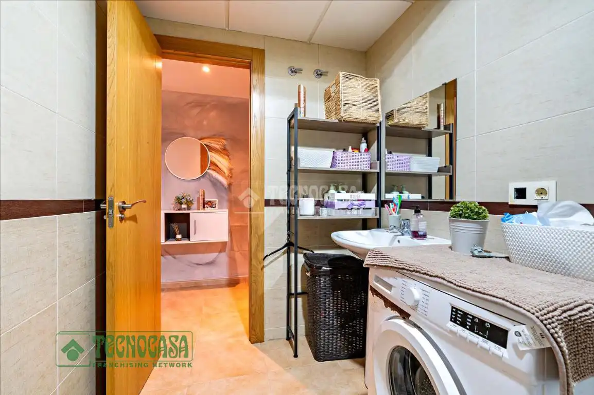 Baño de Piso en venta en El Ejido con Aire acondicionado y Calefacción