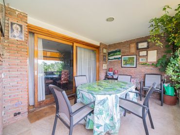 Flat with balcony for sale in Avenida de Rodajos