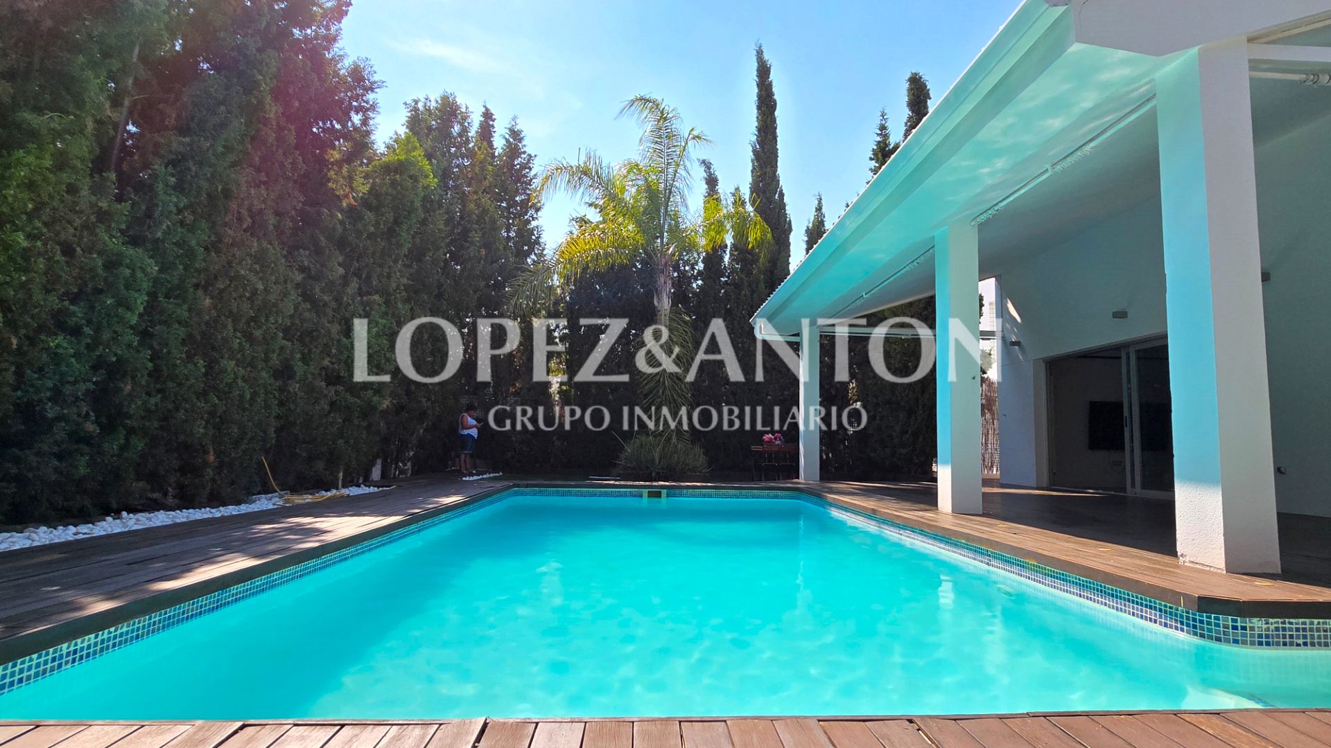 Piscina de Casa o xalet en venda en Paterna amb Aire condicionat, Calefacció i Jardí privat