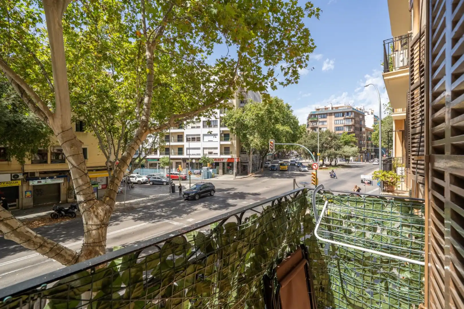 Exterior view of Flat for sale in  Palma de Mallorca  with Air Conditioner, Storage room and Balcony